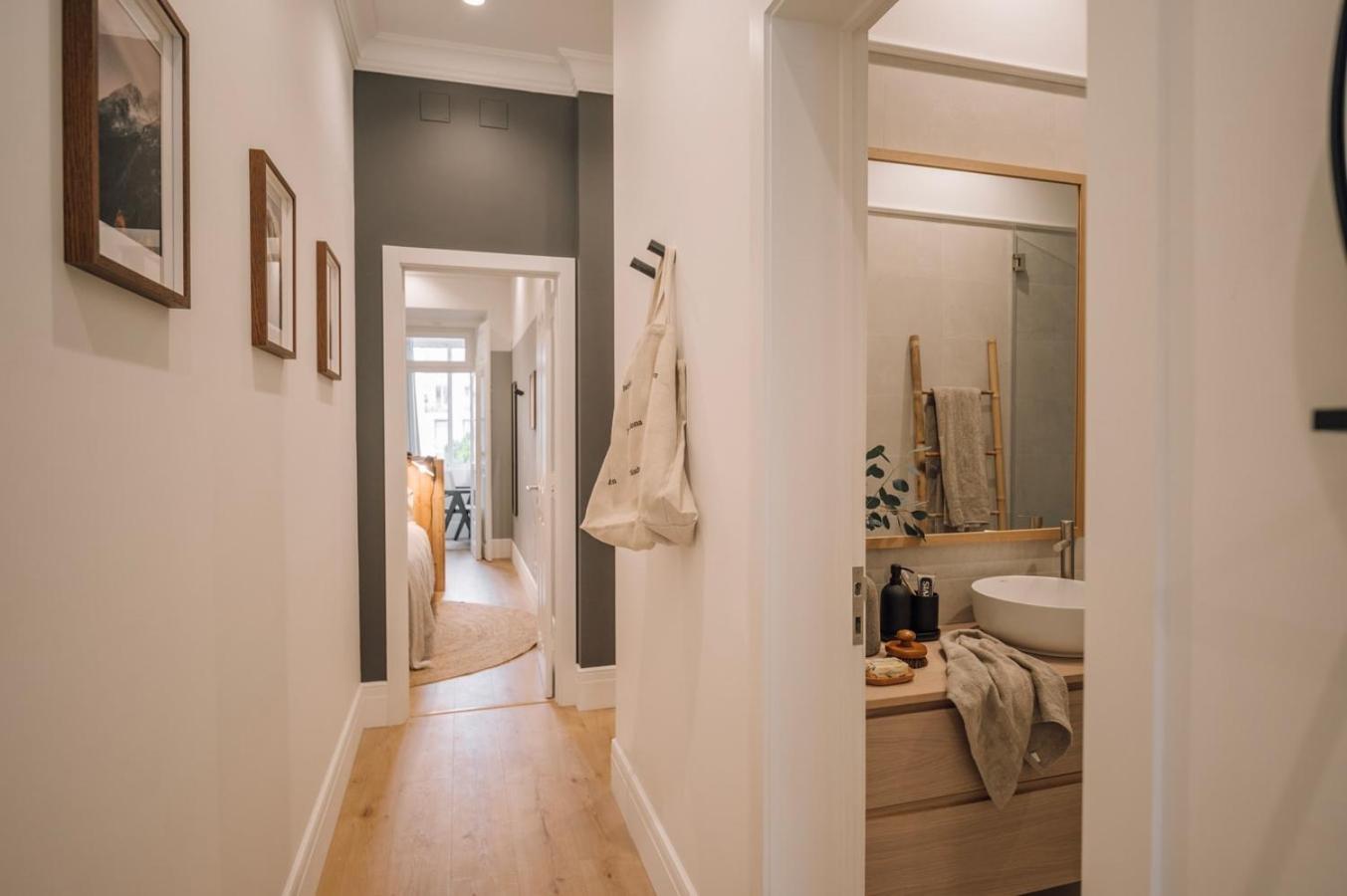 Port - 2 Bedrooms In Campo De Ourique Apartment Lisbon